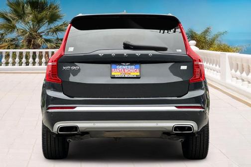 2021 Volvo XC90 Recharge Plug-In Hybrid T8 Inscription Expression 7 Passenger