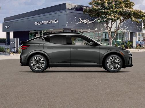 Makalu Gray 2026 Genesis GV60 Base