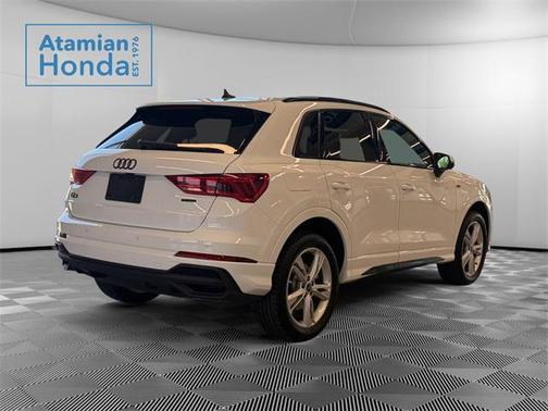 2024 Audi Q3 45 S line Premium Plus