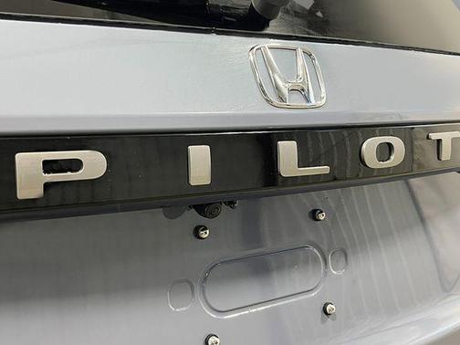 2026 Honda Pilot Touring 8-Passenger