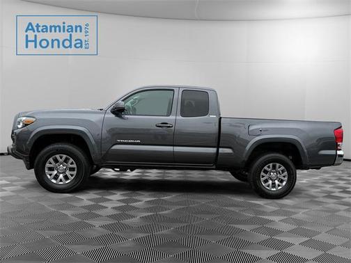 2017 Toyota Tacoma SR5