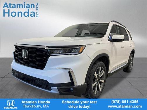 2025 Honda Pilot Touring 8-Passenger