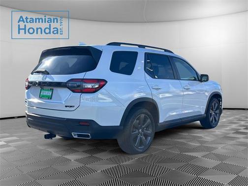 2023 Honda Pilot AWD Sport