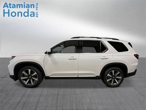 2025 Honda Pilot Touring 8-Passenger