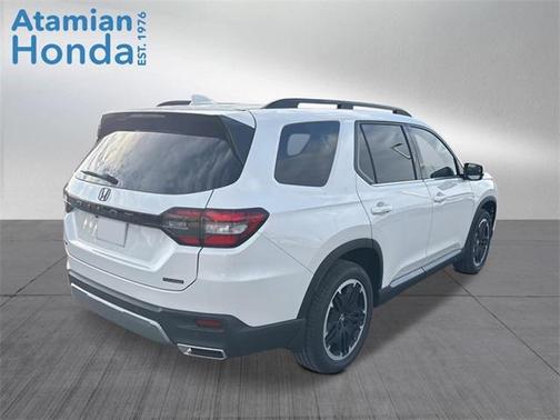 2026 Honda Pilot Touring 8-Passenger