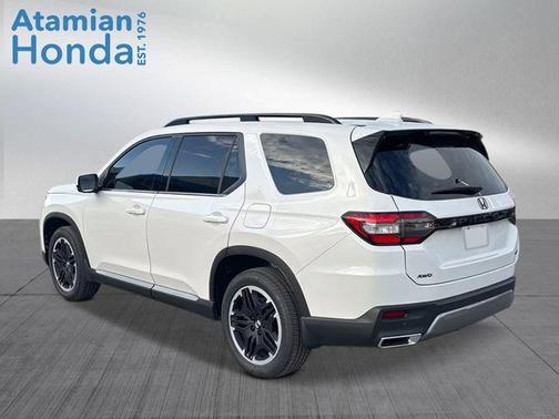 2026 Honda Pilot Touring 8-Passenger