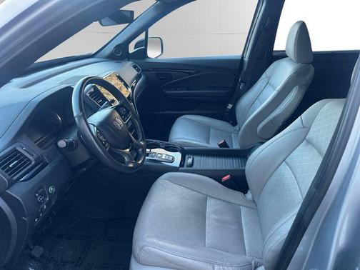 2023 Honda Passport AWD Elite