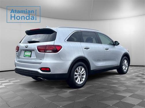 2019 Kia Sorento LX