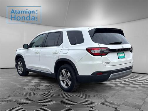 2023 Honda Pilot AWD EX-L 8 Passenger