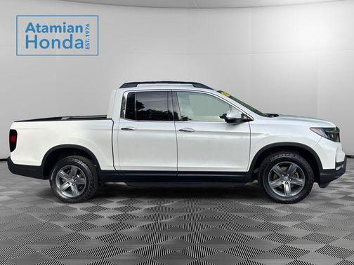 Crystal Black Pearl 2023 Honda Ridgeline RTL-E