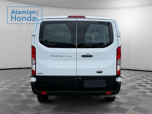Oxford White 2025 Ford Transit-250 Base