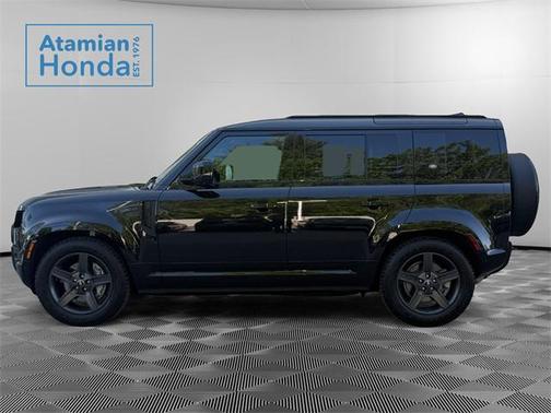 2024 Land Rover Defender 110 P400 X-Dynamic SE