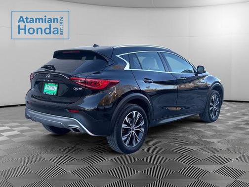 2019 INFINITI QX30 LUXE