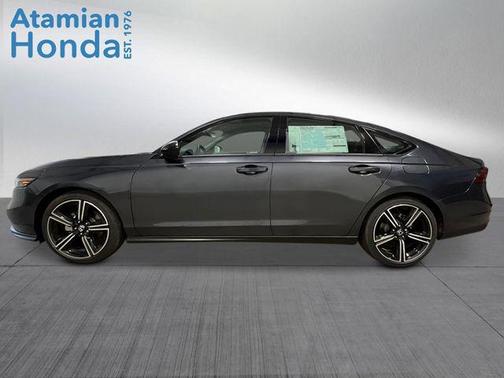 Meteorite Gray Metallic 2026 Honda Accord SE