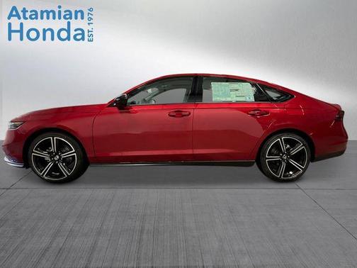 Radiant Red Metallic 2026 Honda Accord SE