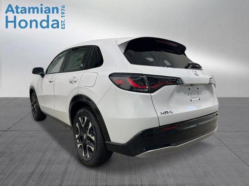 Platinum White Pearl 2027 Honda HR-V EX-L