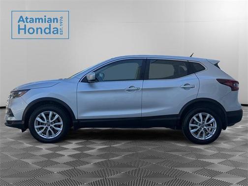 2022 Nissan Rogue Sport S