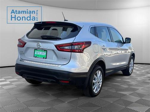 2022 Nissan Rogue Sport S