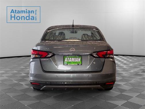 2023 Nissan Versa 1.6 S