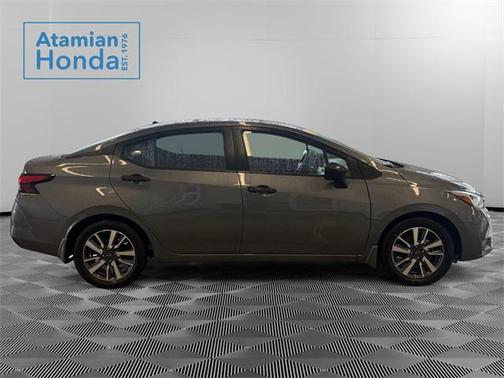 2023 Nissan Versa 1.6 S