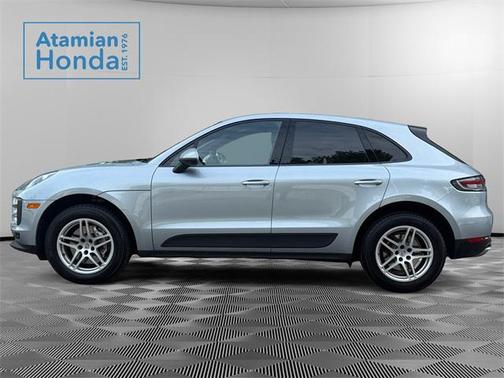 2021 Porsche Macan Base