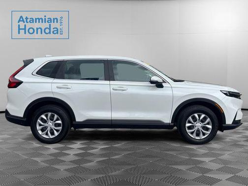 Platinum White Pearl 2023 Honda CR-V LX AWD