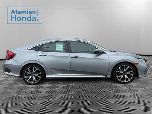 2019 Honda Civic Touring