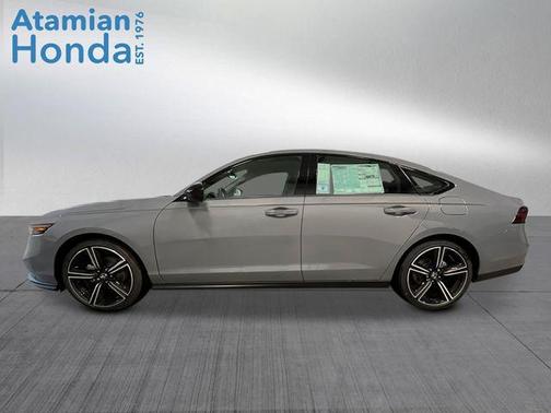 Urban Gray Pearl 2026 Honda Accord SE