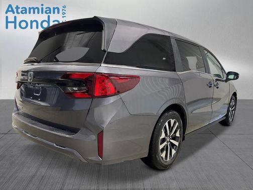 Modern Steel Metallic 2026 Honda Odyssey EX-L