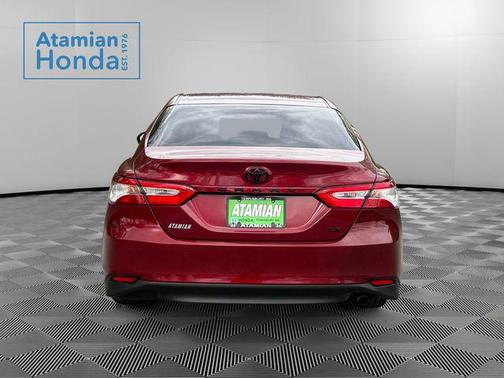 Pearl 2018 Toyota Camry LE