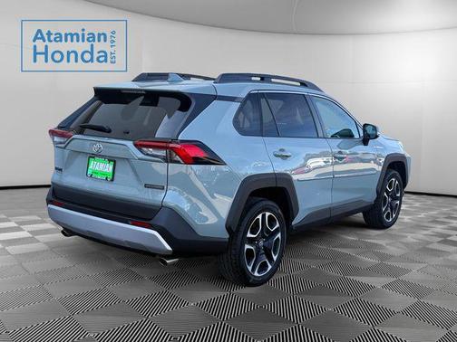 Lunar 2019 Toyota RAV4 Adventure