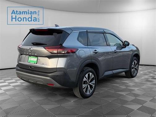 2021 Nissan Rogue SV