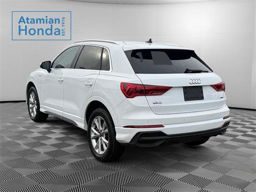 2023 Audi Q3 Premium 45 TFSI S line quattro Tiptronic