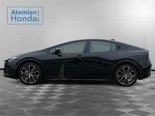 2023 Toyota Prius XLE