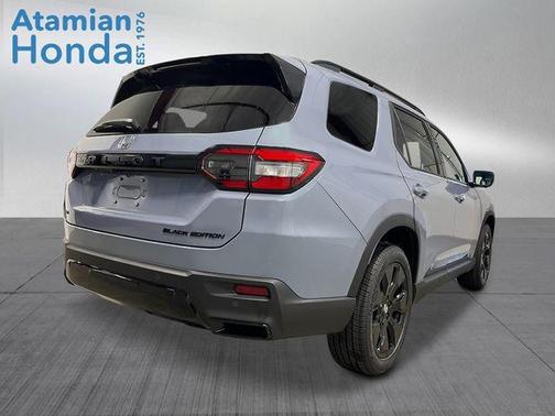 Sonic Gray Pearl 2026 Honda Pilot Black Edition