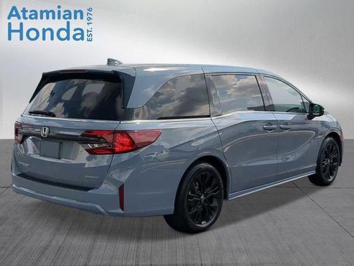 Sonic Gray Pearl 2026 Honda Odyssey Sport-L