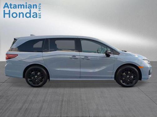 Sonic Gray Pearl 2026 Honda Odyssey Sport-L