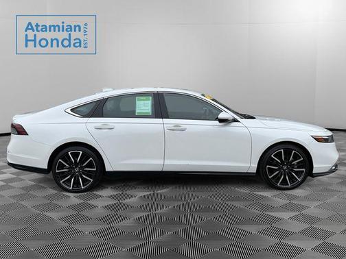 Platinum White Pearl 2025 Honda Accord Hybrid Touring
