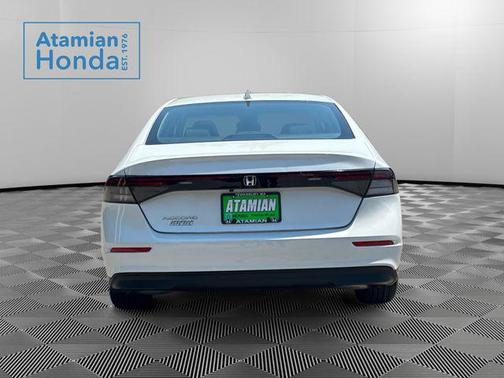 Platinum White Pearl 2023 Honda Accord EX