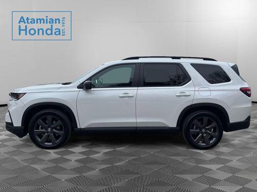 2023 Honda Pilot AWD Sport