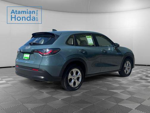 Nordic Forest Pearl 2024 Honda HR-V LX