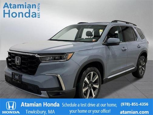 2025 Honda Pilot Touring 8-Passenger