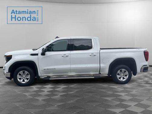 Summit White 2023 GMC Sierra 1500 SLE