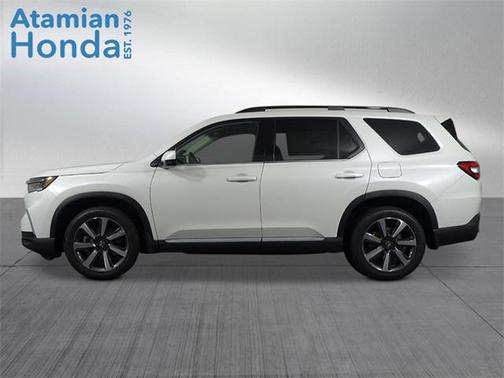 2025 Honda Pilot Touring 8-Passenger