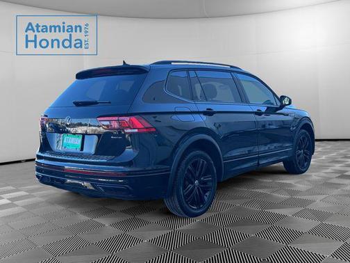 2022 Volkswagen Tiguan 2.0T SE R-Line Black 4MOTION