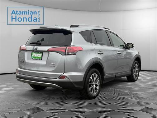 2018 Toyota RAV4 Hybrid XLE