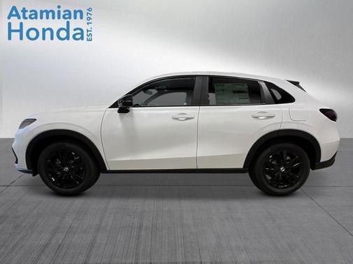 Platinum White Pearl 2027 Honda HR-V Sport