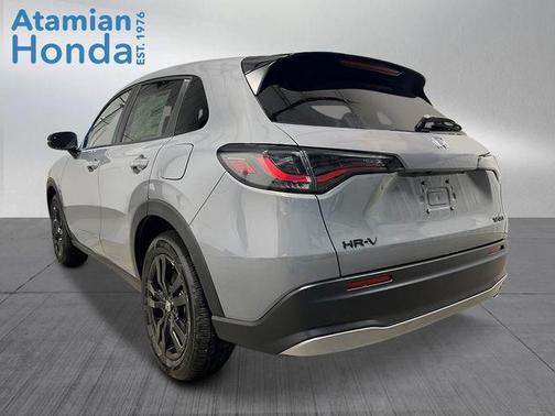 Urban Gray Pearl 2026 Honda HR-V AWD Sport