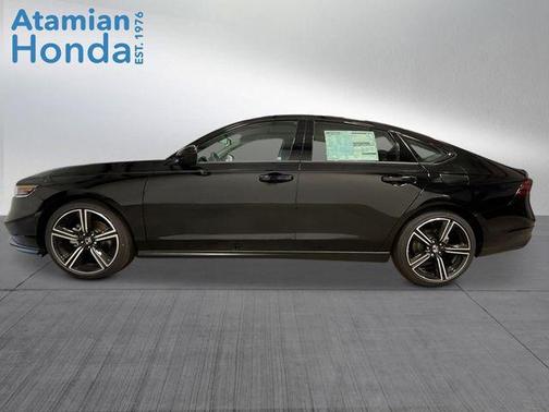 Crystal Black Pearl 2026 Honda Accord SE