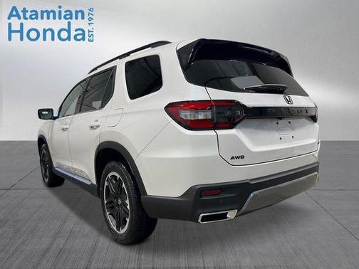 2026 Honda Pilot Touring 8-Passenger